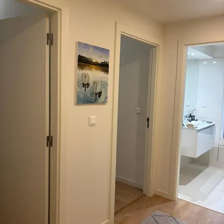 2br Retreat In Lumiar Near Airport W Patio Lisbon