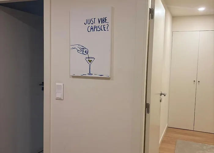 Daire 2br Retreat In Lumiar Near Airport W Patio